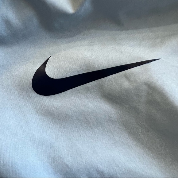 Nike SB Nike Shield Windbreaker Pullover Jacket (Size S) - Picture 4 of 6